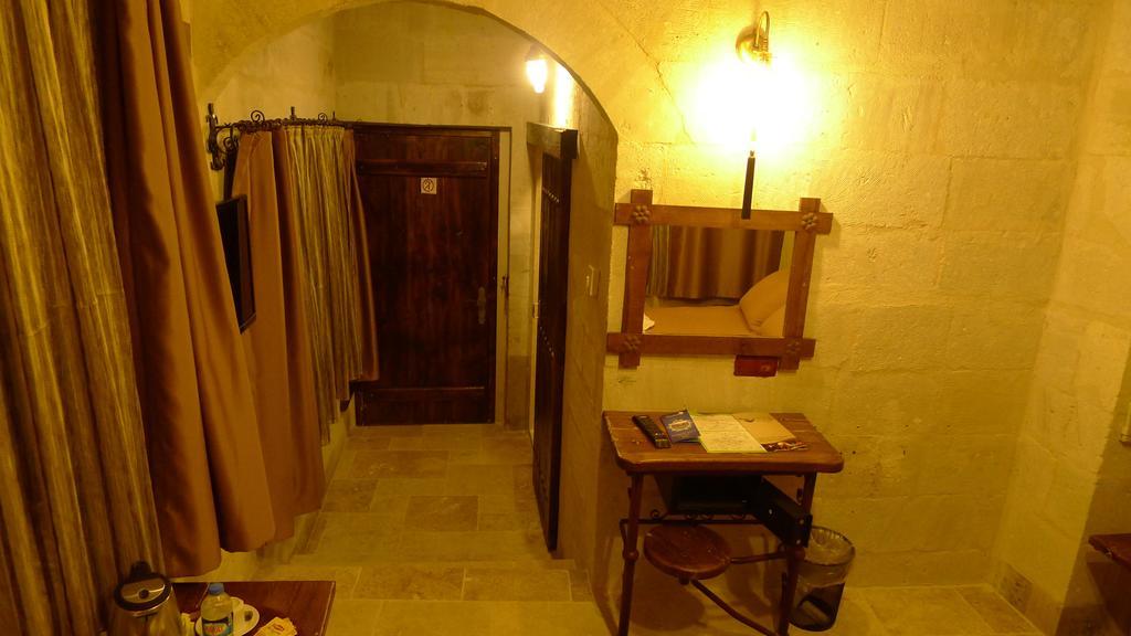 King Cave Hotel By Traveller'S Гьореме Стая снимка